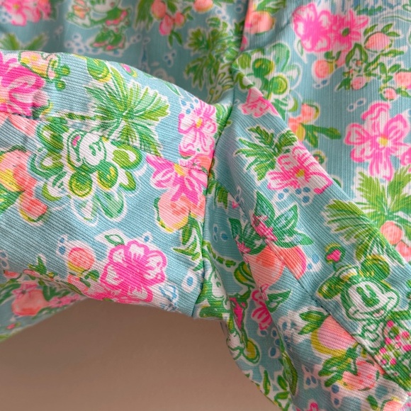 Disney Parks Collection x Lilly Pulitzer Tropical Scalloped Shorts, Size 4 - Picture 11 of 16